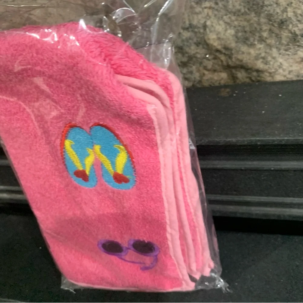 Lillian Vernon Flip Flop Terry Pink Toiletry Bag 806278 Brand New